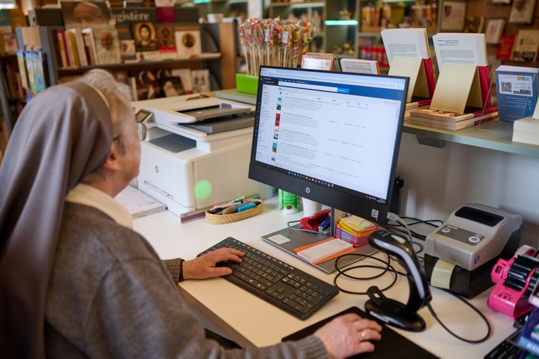 24-05-03-0102-csabinecrittin